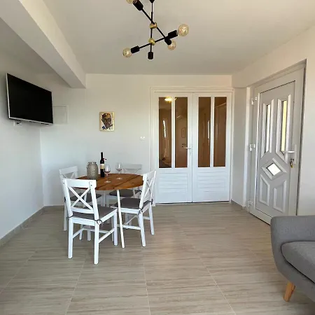 Apartment D&m *