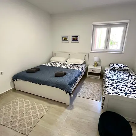 Apartment D&m *