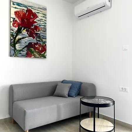 D&m Apartment *