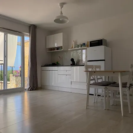 D&m Apartment *
